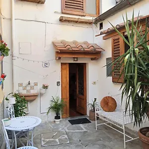 Appartamento Casa Romantica Vicino Al Centro Di, Firenze