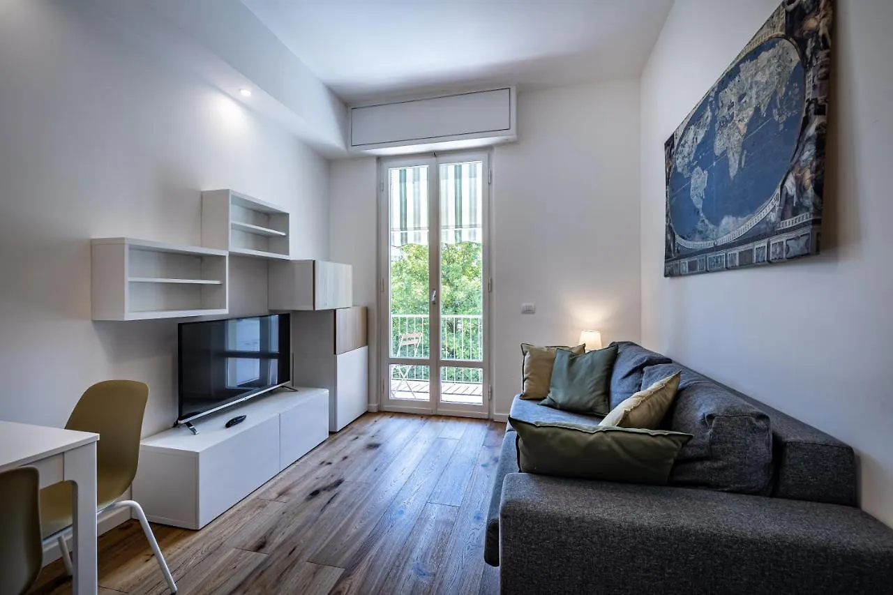 Appartamento Yid Buonvicini Design Apt In Florence Out Of Ztl Italia