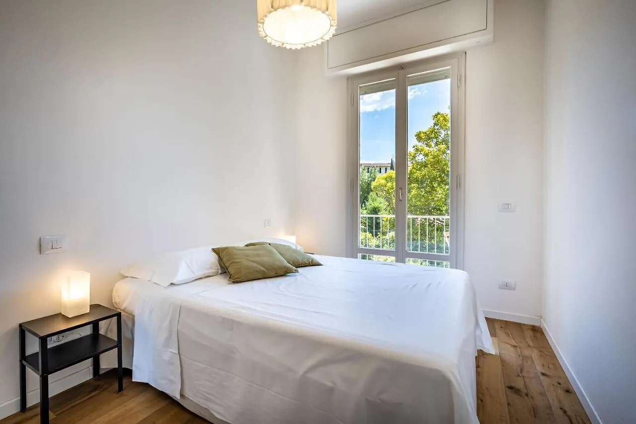 Lägenhet Yid Buonvicini Design Apt In Florence Out Of Ztl