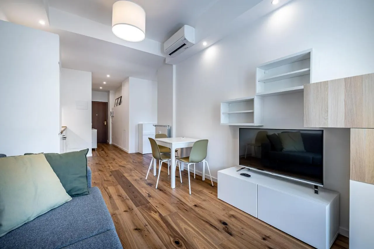 Yid Buonvicini Design Apt In Florence Out Of Ztl