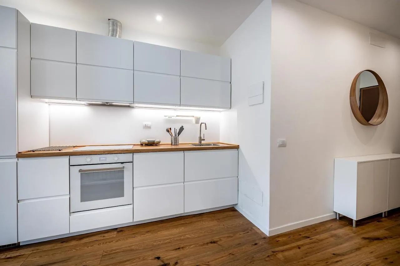 Yid Buonvicini Design Apt In Florence Out Of Ztl